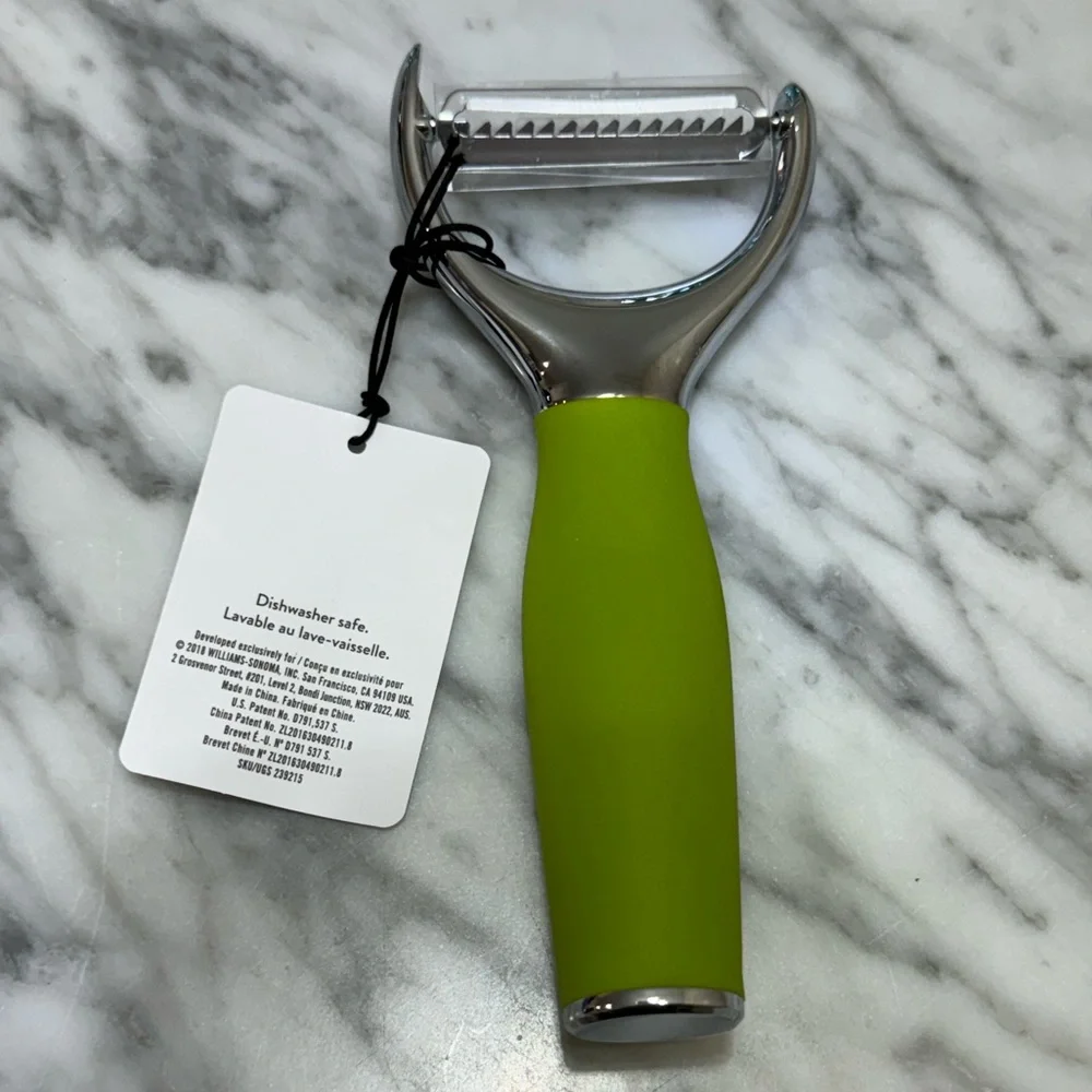 Williams Sonoma Straight Julienne Peeler, Green